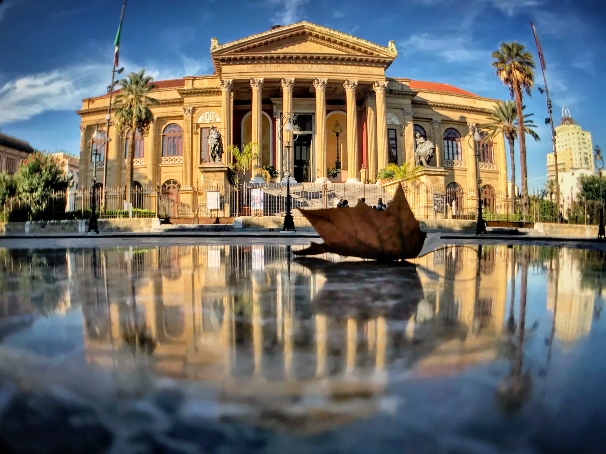 Façade monumentale du Teatro Massimo à Palerme